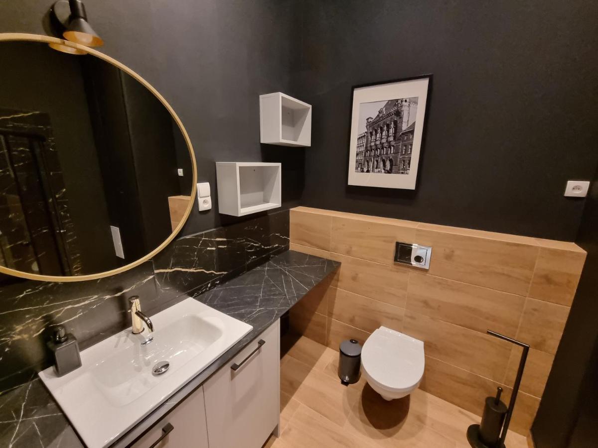 Honeymoon & Air-Conditioning! Torun Ngoại thất bức ảnh